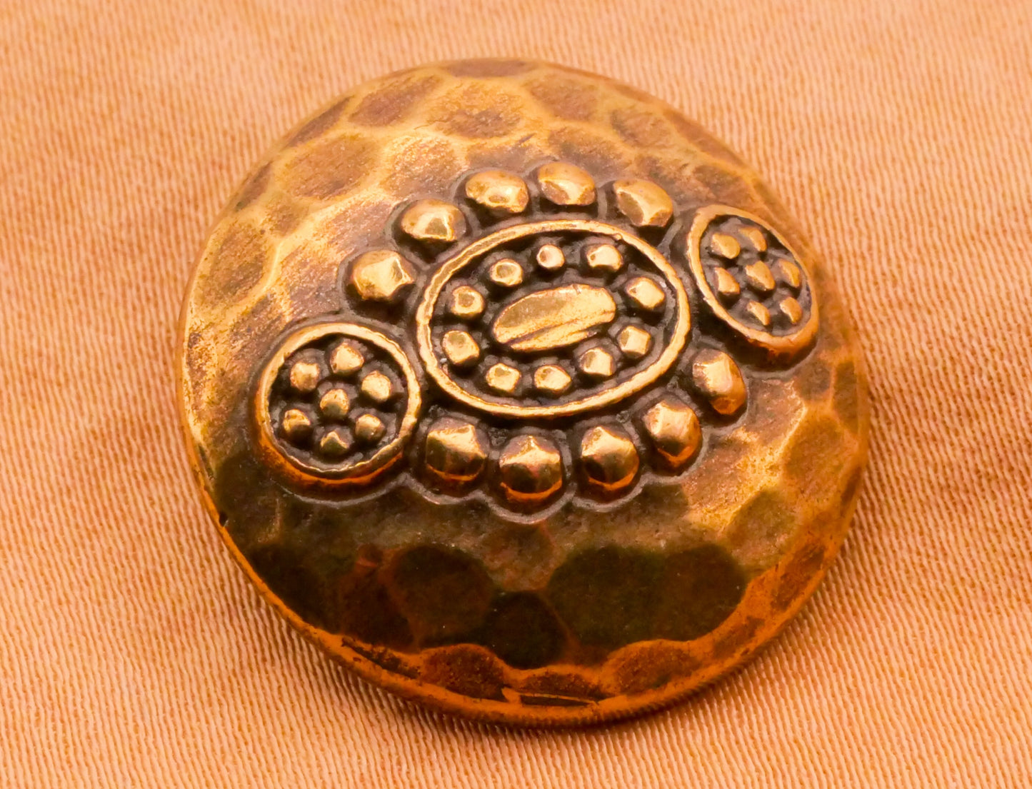 Hammered Design Gold Silver Metal Button Various 23-25mm