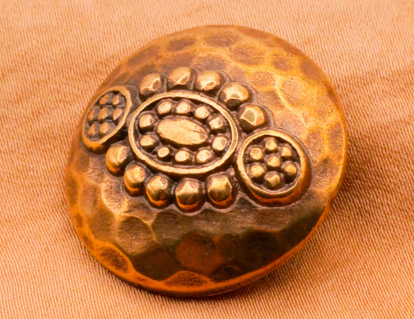 Hammered Design Gold Silver Metal Button Various 23-25mm