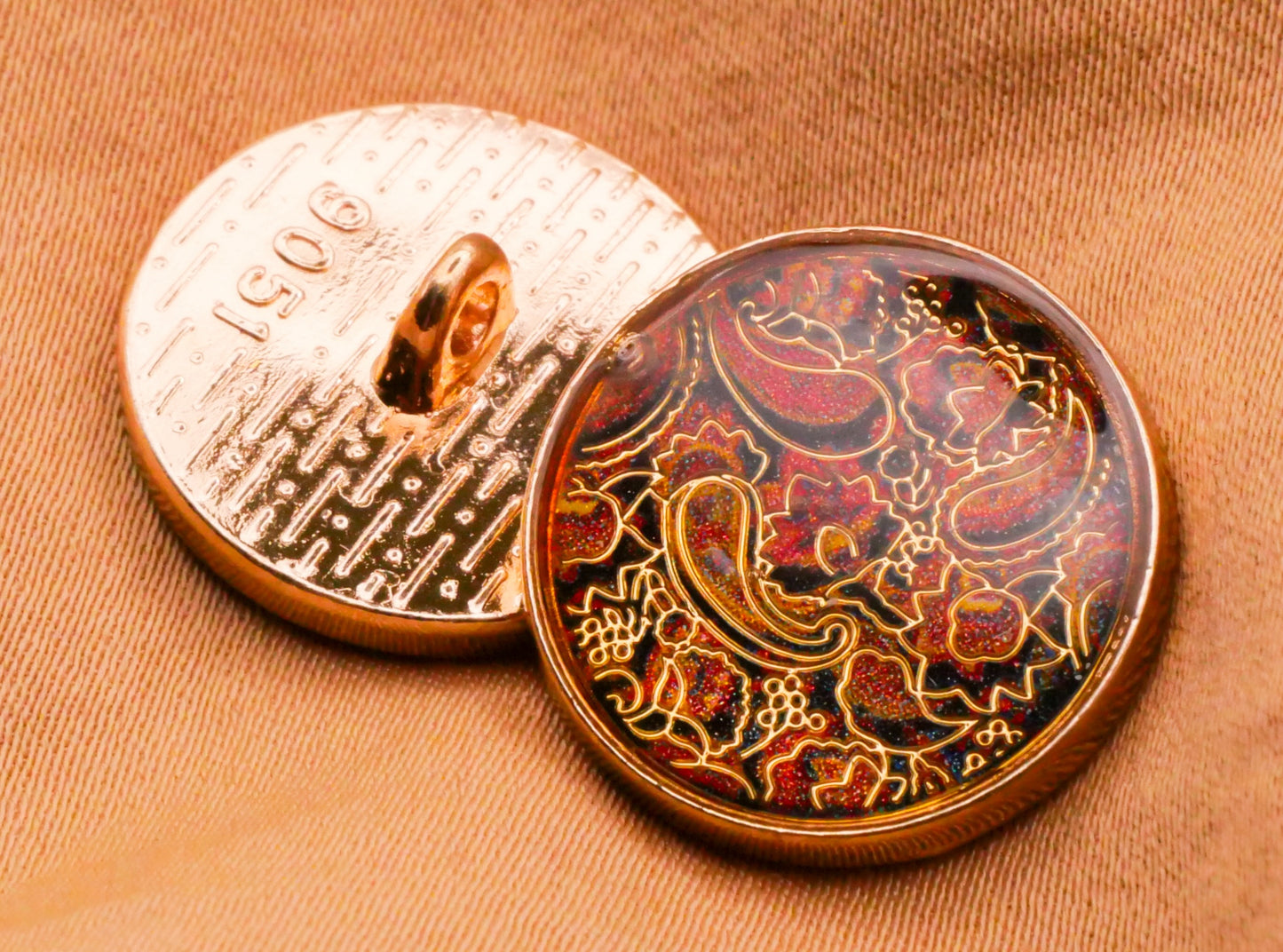 Paisley Red Pattern Resin Gold Metal Button 18mm