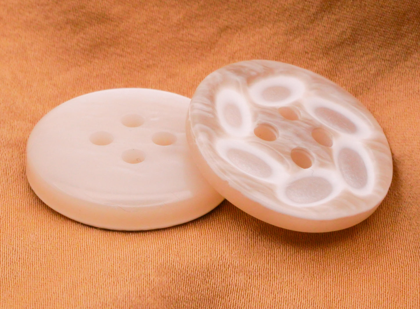 Leaf Wreath Natural Shell Look Translucent Plastic Button 26mm