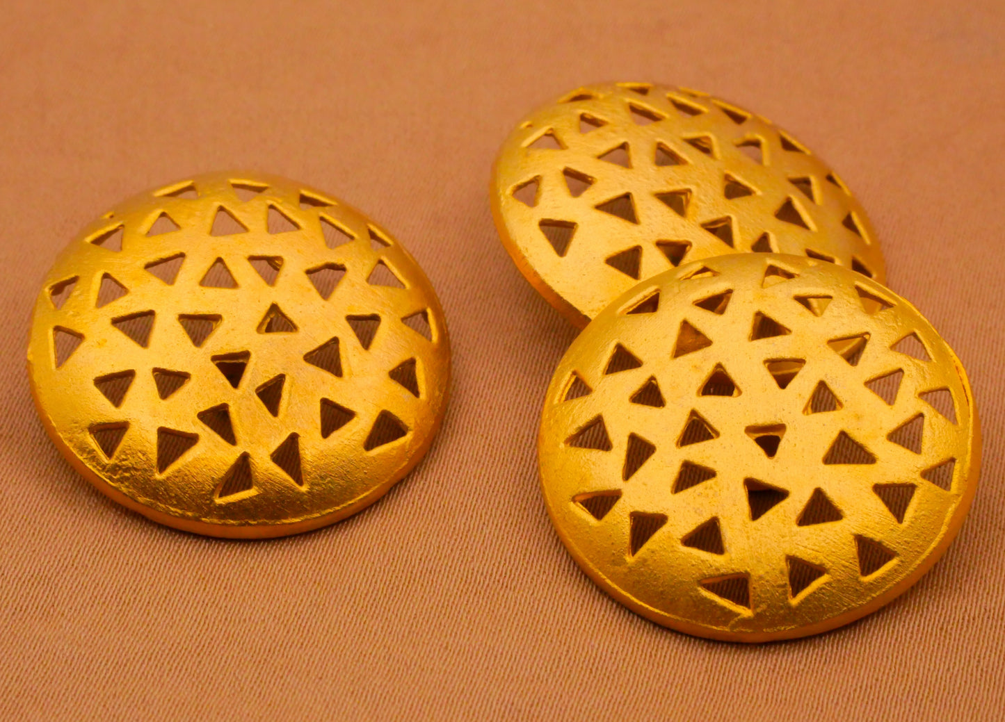 Triangle Pattern Cutout Vintage Gold Metal Button 25mm