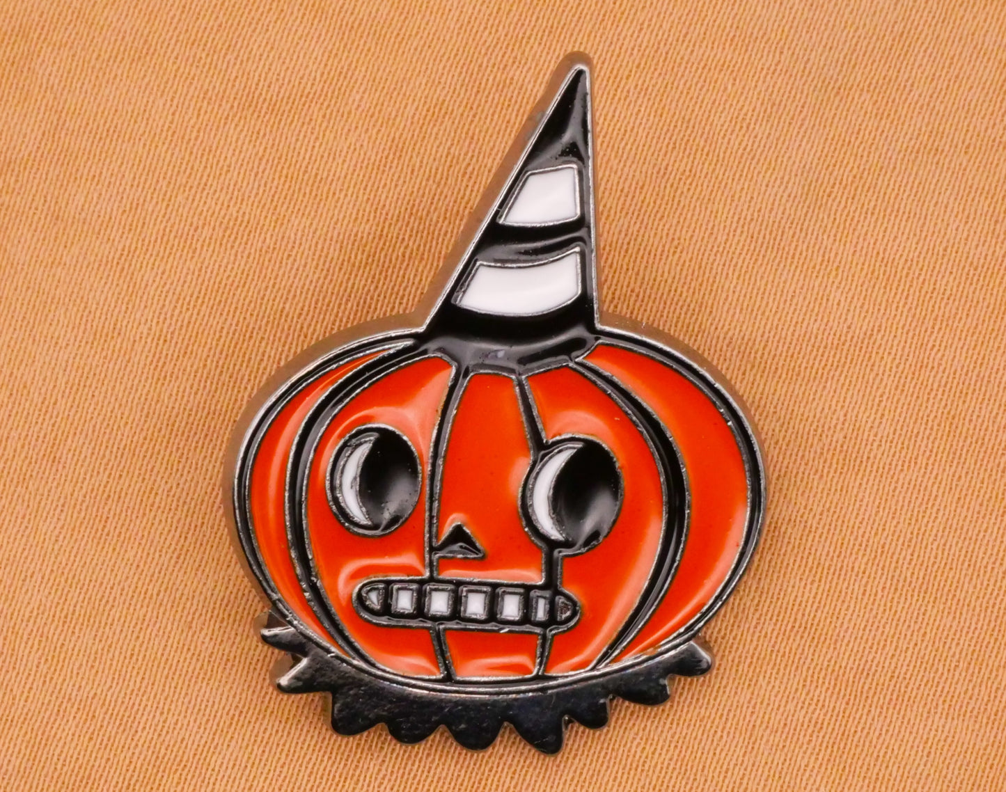 Jack-O-Lantern Pumpkin Halloween Party Enamel Metal Button 25x32mm