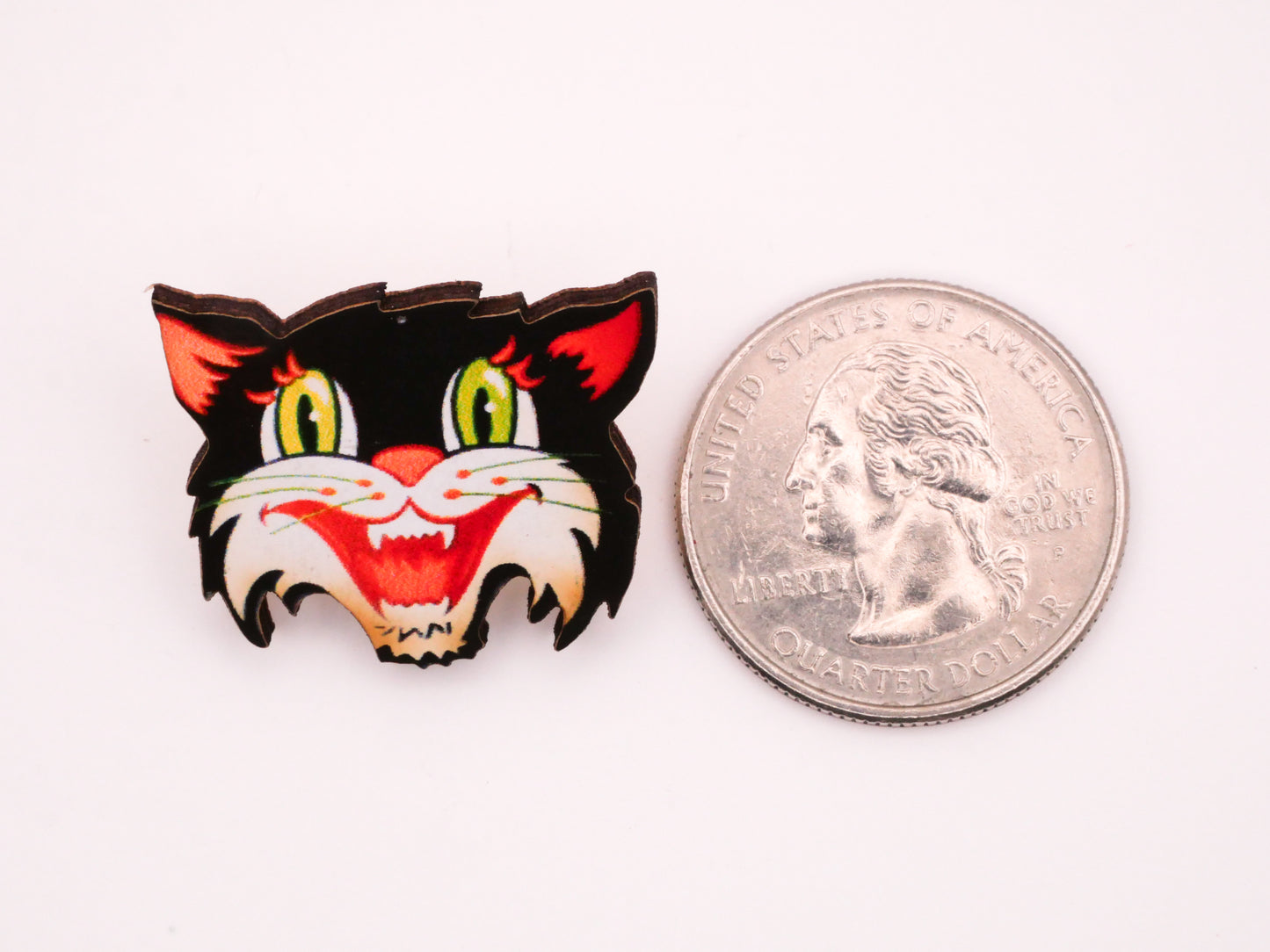 Black Cat Vintage Illustration Wood Pair of Buttons 19-26mm