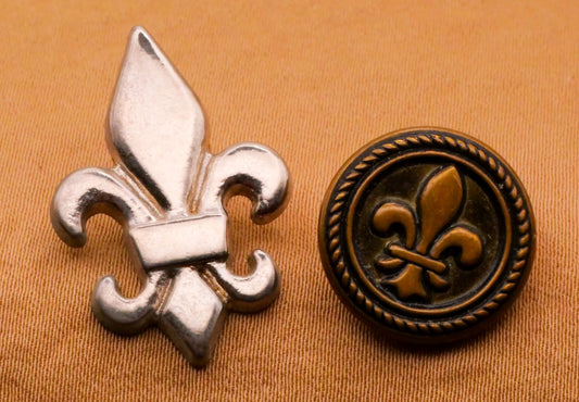 Fleur de Lis Silver Bronze Metal Button Various 15-26mm