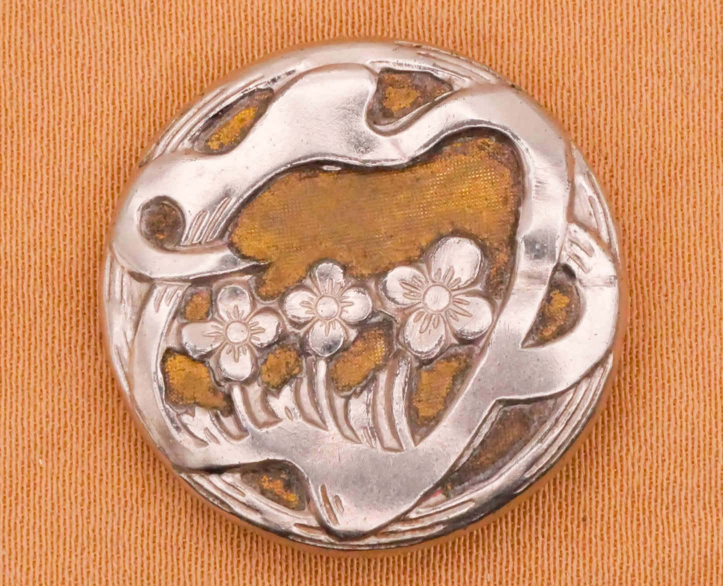 Art Nouveau Trio Flowers Two Tone Antique Metal Button 22mm