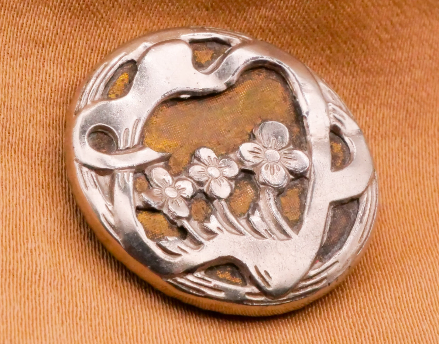 Art Nouveau Trio Flowers Two Tone Antique Metal Button 22mm