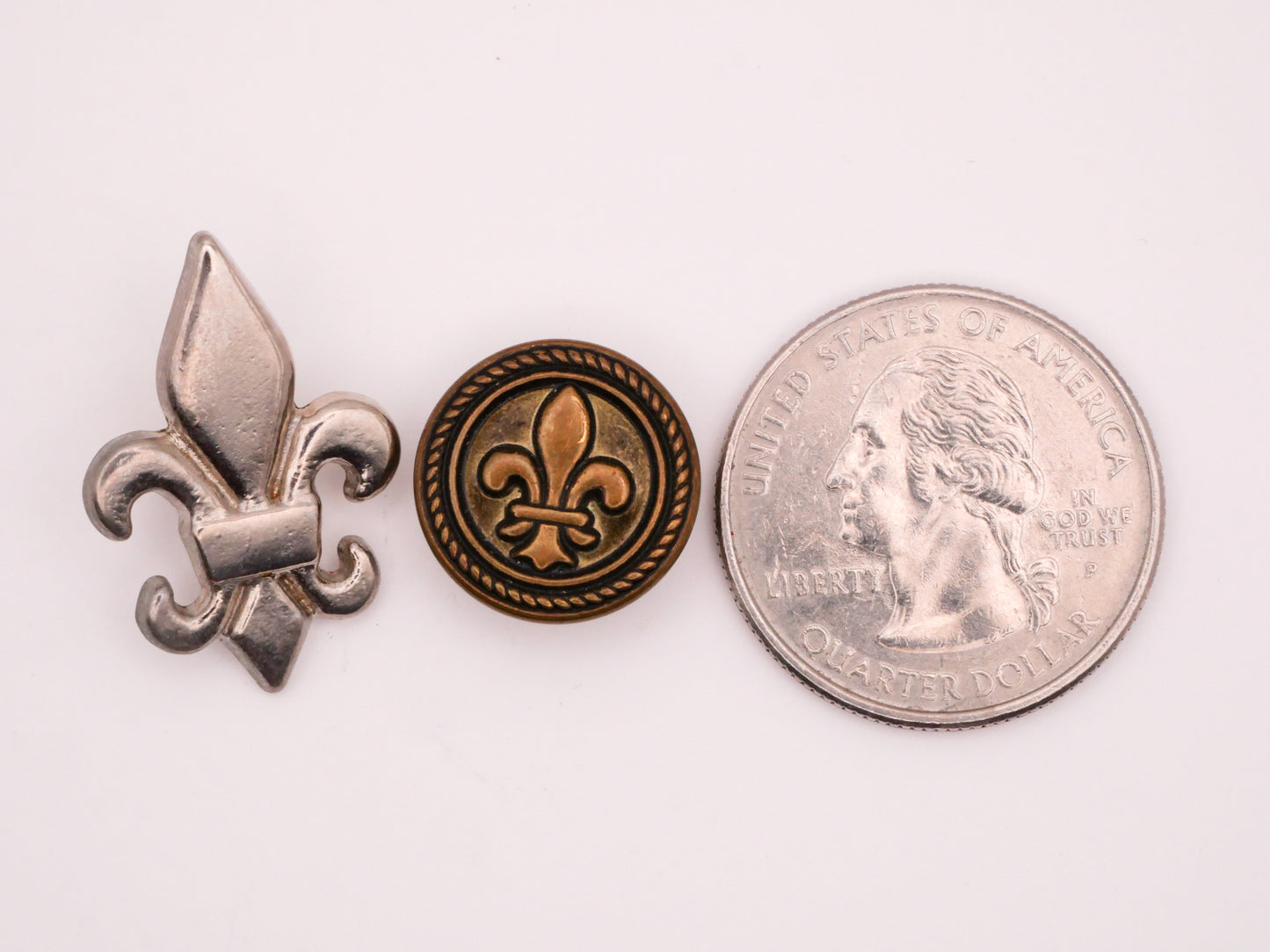 Fleur de Lis Silver Bronze Metal Button Various 15-26mm