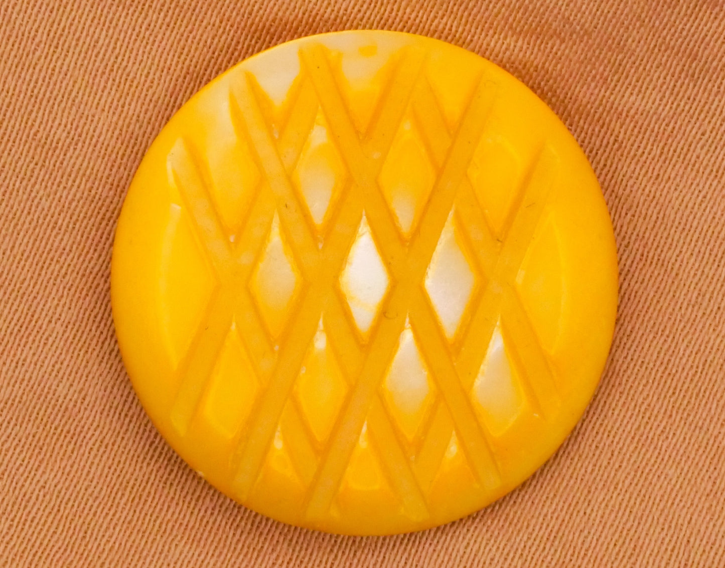 Diamond Grid Hatch Yellow Dyed Carved Mother of Pearl Button 22mm