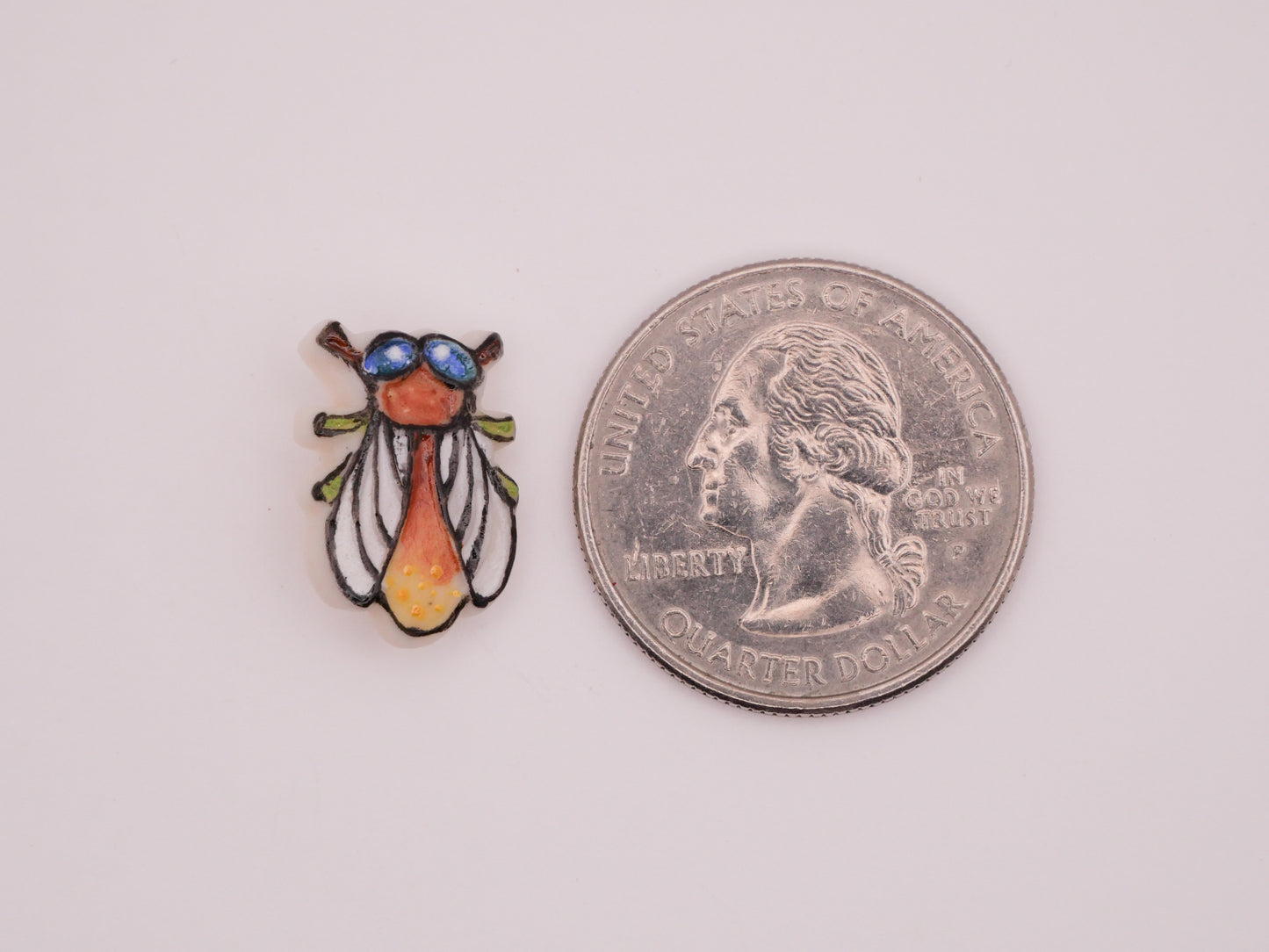 Fly Detailed Hand-Painted Porcelain Ceramic Button 13x17mm