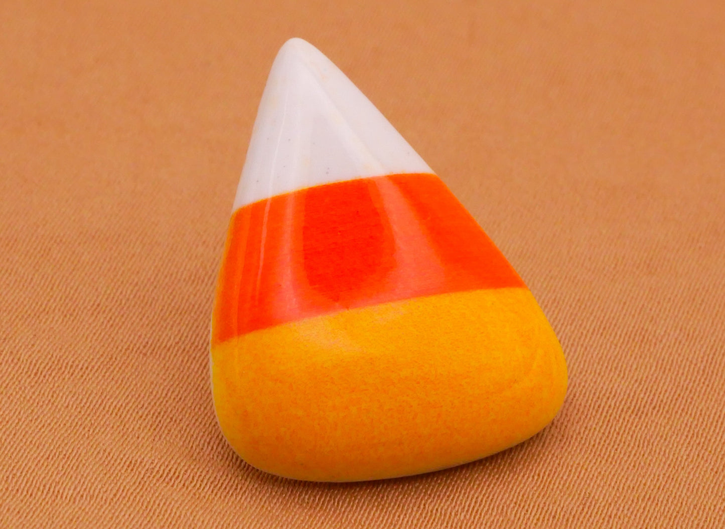 Candy Corn Halloween Plastic Set of Three Buttons 20x25mm