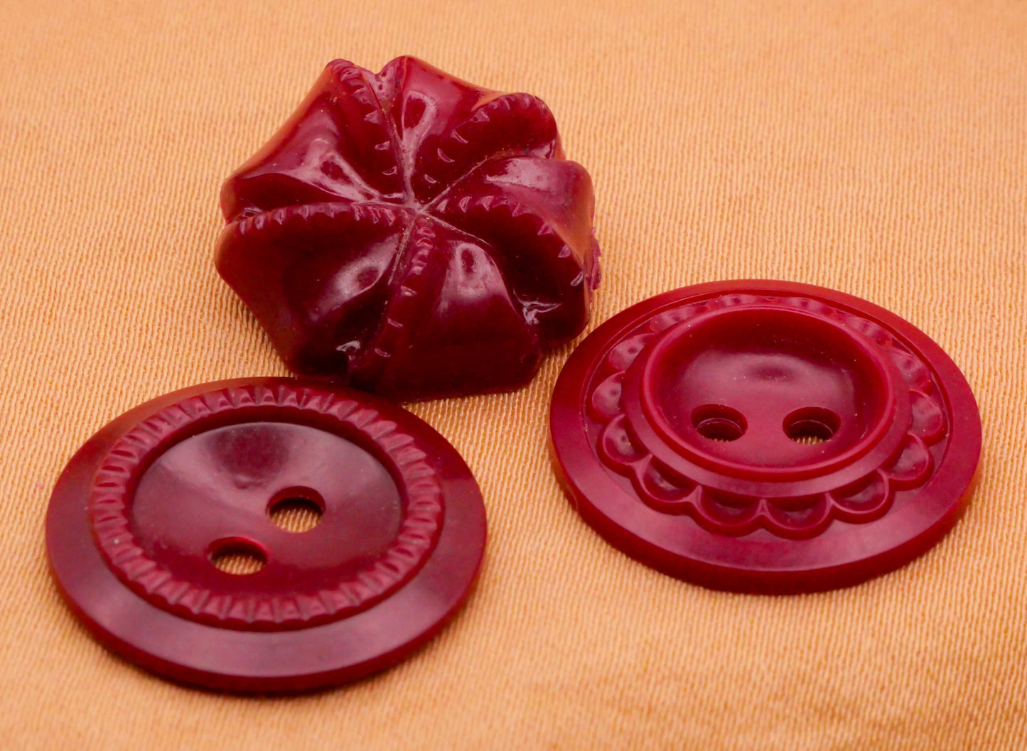 Maroon Burgundy Wine Vintage Plastic Set of Buttons Various 13-19mm