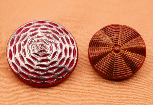 Spider Web Red Glass Vintage Button Various 18-22mm