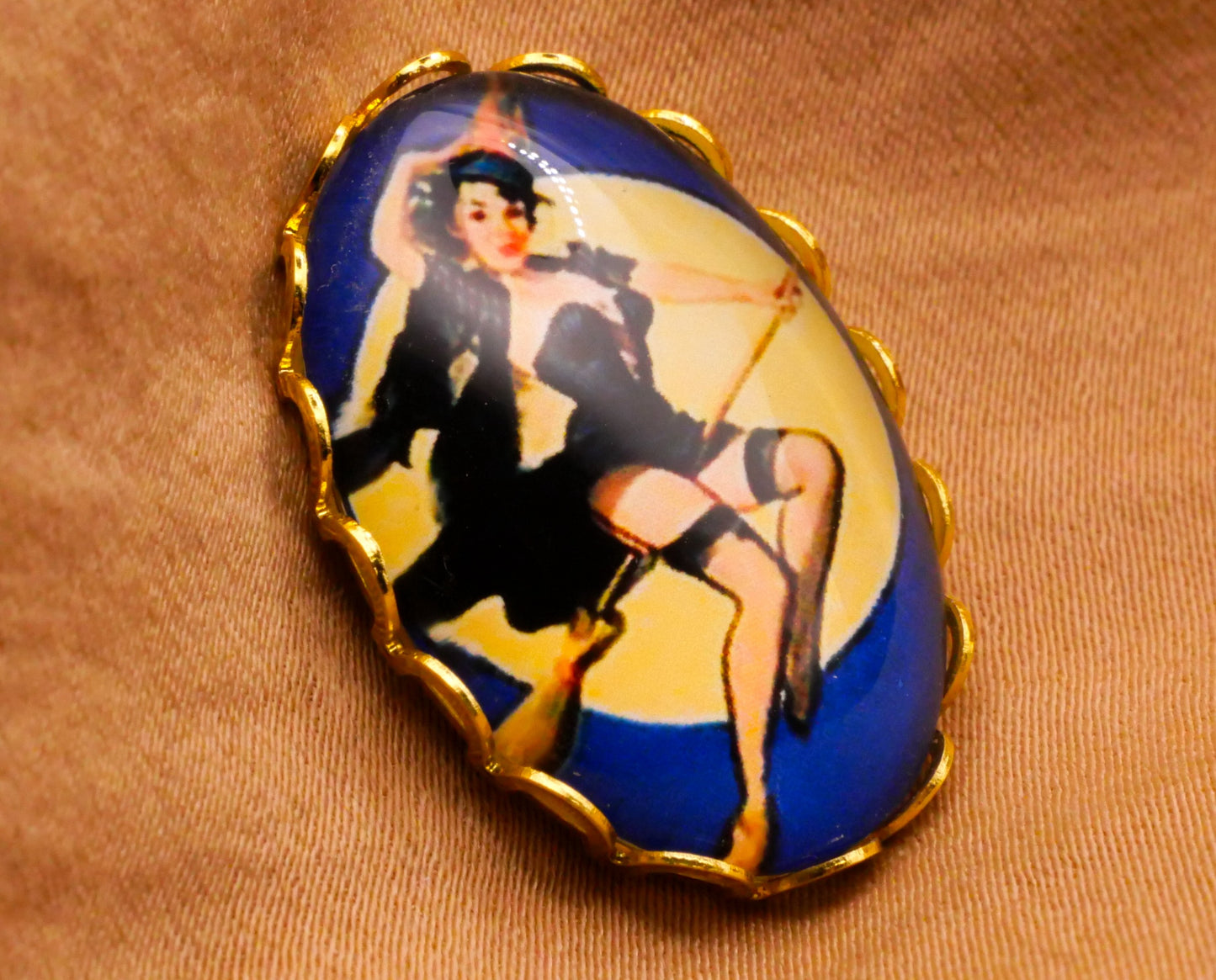 Witch Pin-Up Girl Broomstick Moon Oval Gold Metal Button 19x26mm