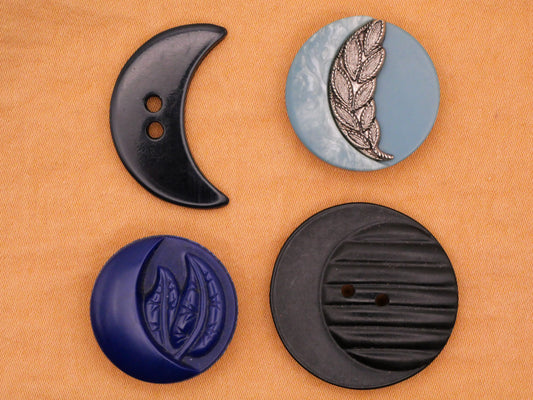 Crescent Moon Black Blue Vintage Plastic Button Various 18-28mm