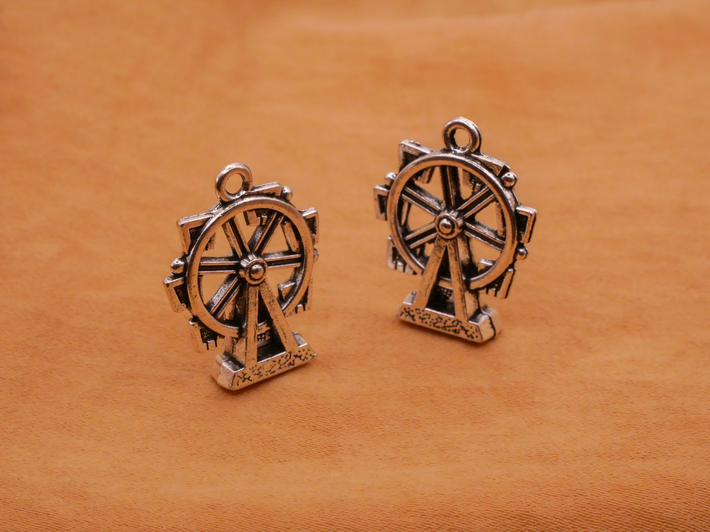 Ferris Wheel Ride Silver Metal Pair of Charms Embellishments 17x22mm