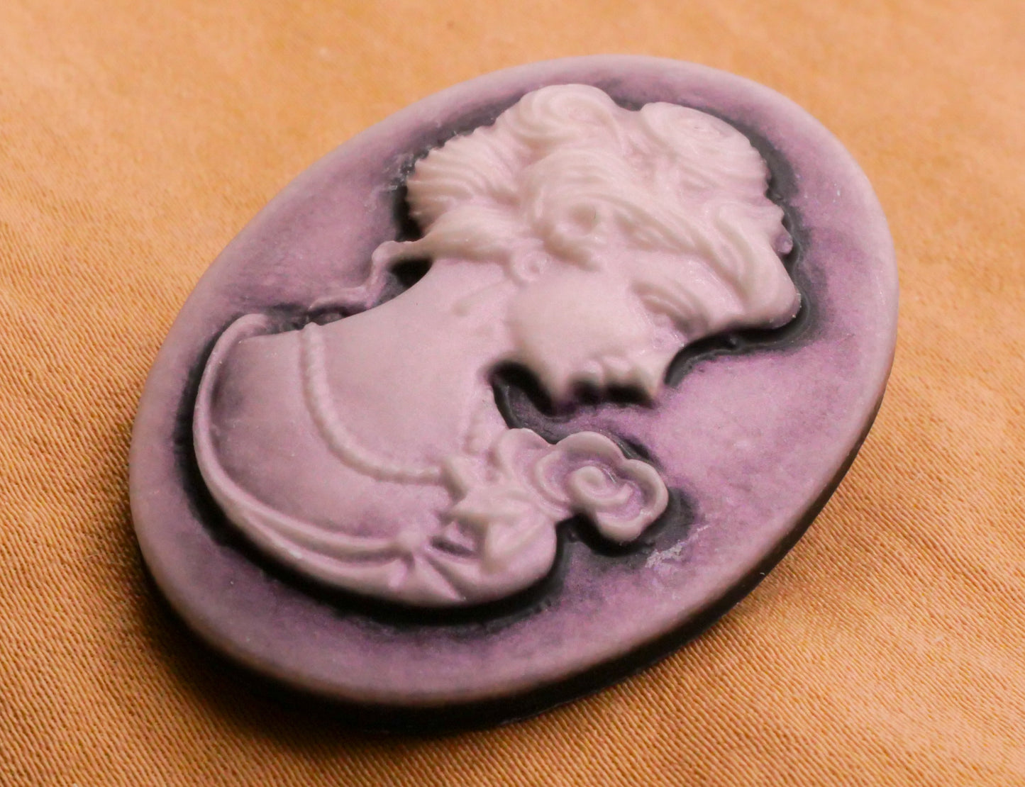 Cameo Purple Lady Portrait Flower Large Resin Plastic Button 29x39mm