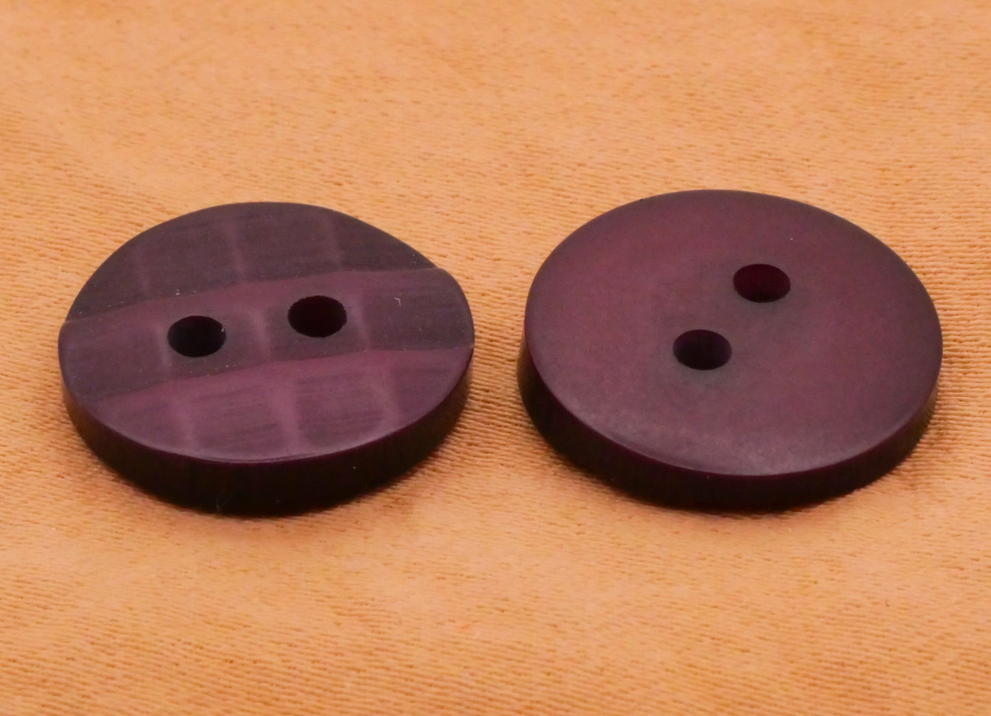 Ridged Purple Sew-Thru Vintage Plastic Set of Three Buttons 15mm