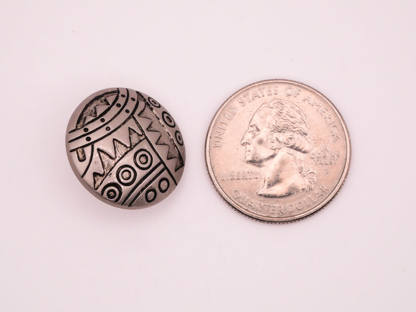 Modern Tribal Design Silver Plastic Pair of Buttons 21mm