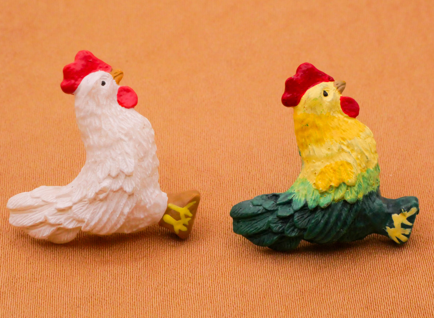 Rooster White Colorful Hand-Painted Plastic Button Various 23x26mm