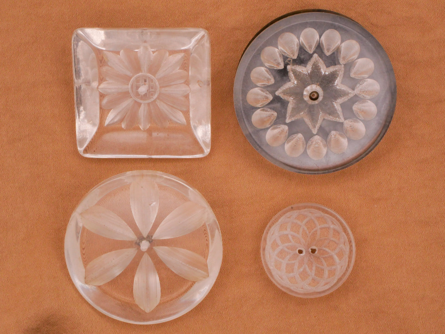 Snowflake Flower Lucite Bakelite Plastic Button Various 23-38mm