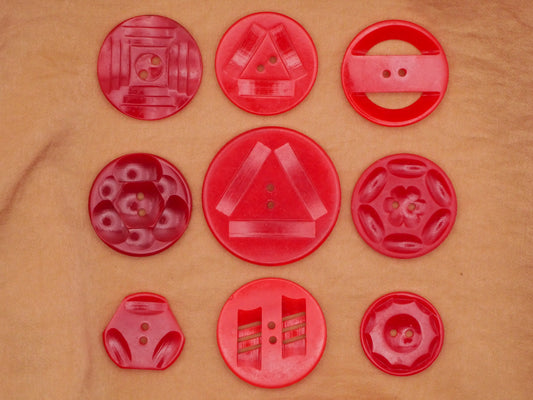 Red Machine Carved Shiny Early Plastic Button Various 20-37mm