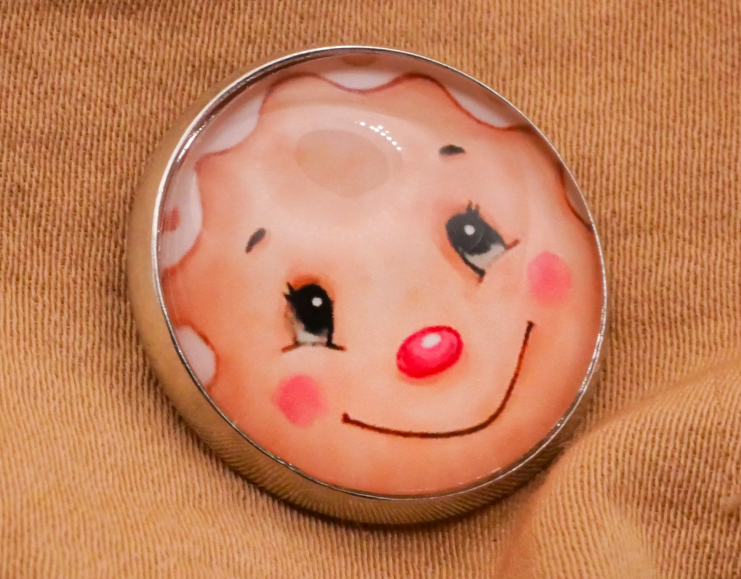 Gingerbread Cookie Man Santa Glass Dome Silver Metal Button 20mm