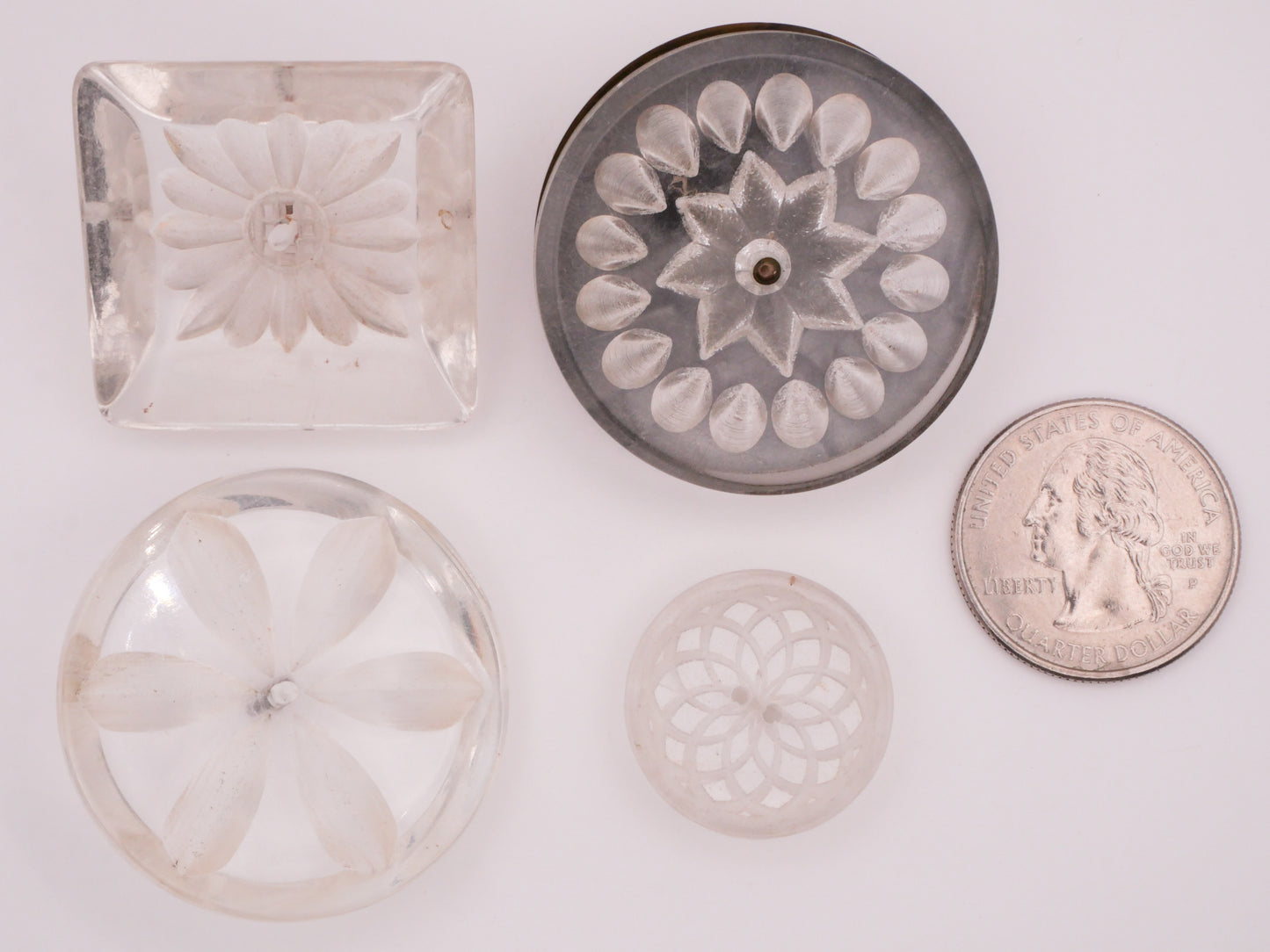 Snowflake Flower Lucite Bakelite Plastic Button Various 23-38mm