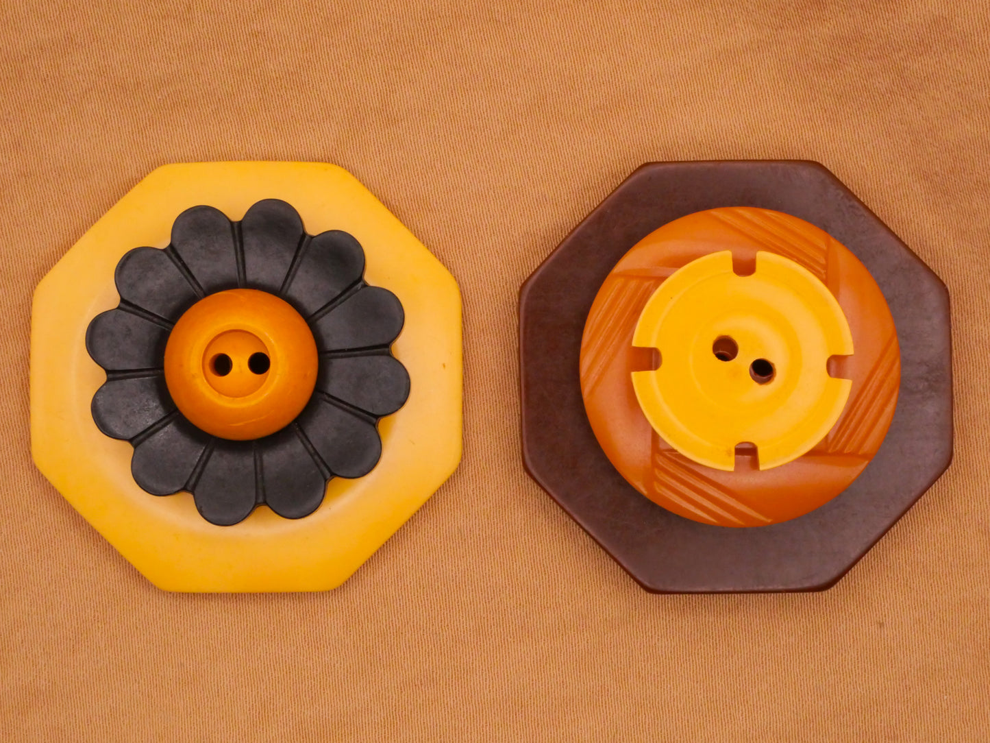 Bakelite Fall Colors Hexagon Flower Early Plastic Set of Three Button Stack Various 13-37mm