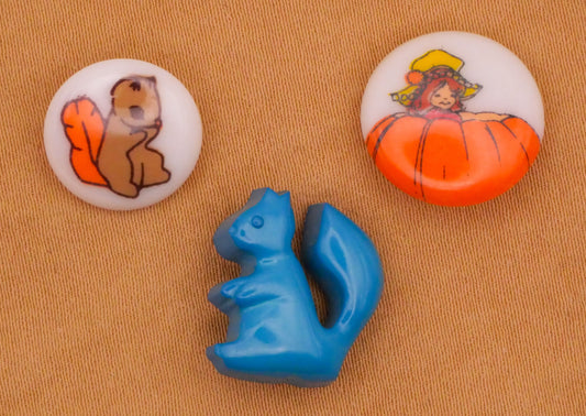 Squirrel Pumpkin Girl Plastic Button Various 13-15mm