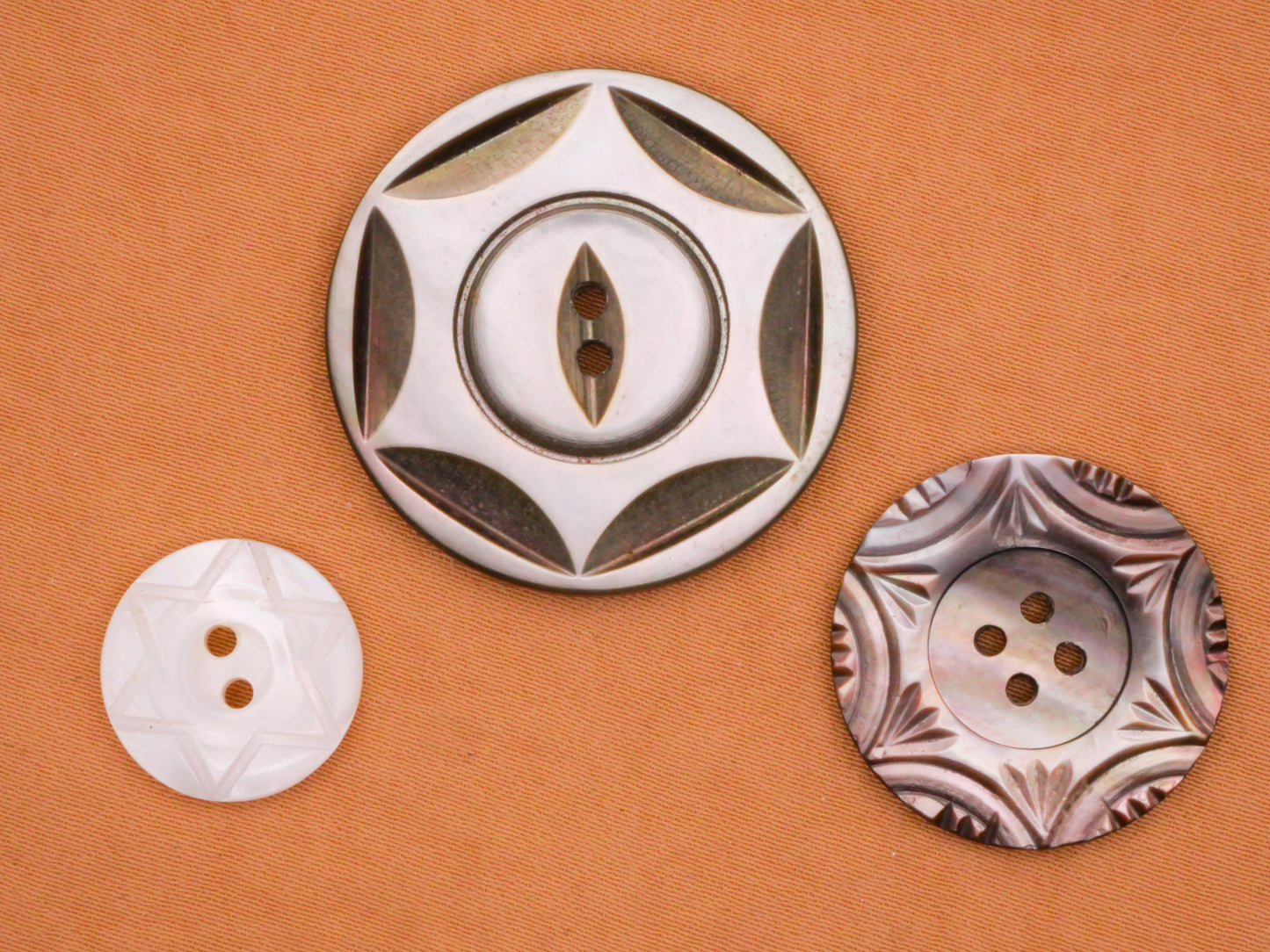 Star Six Point Carved Mother of Pearl Button Various 15-31mm