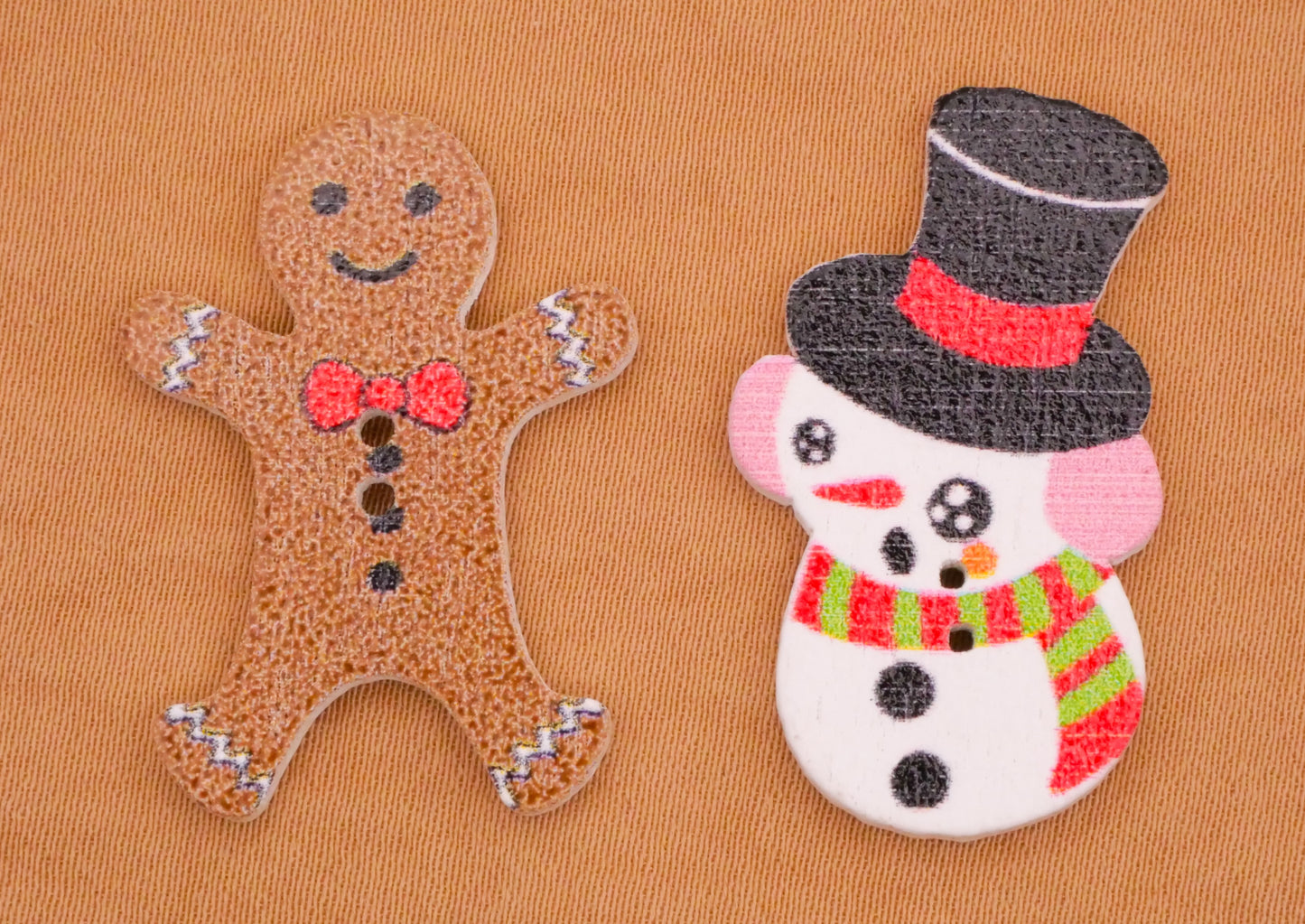 Gingerbread Man Snowman Wood Set of Five Buttons Various 18-31mm