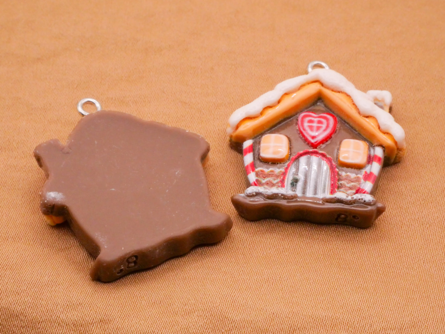 Gingerbread House Heart Plastic Pair of Charms Embellishments 26x29mm