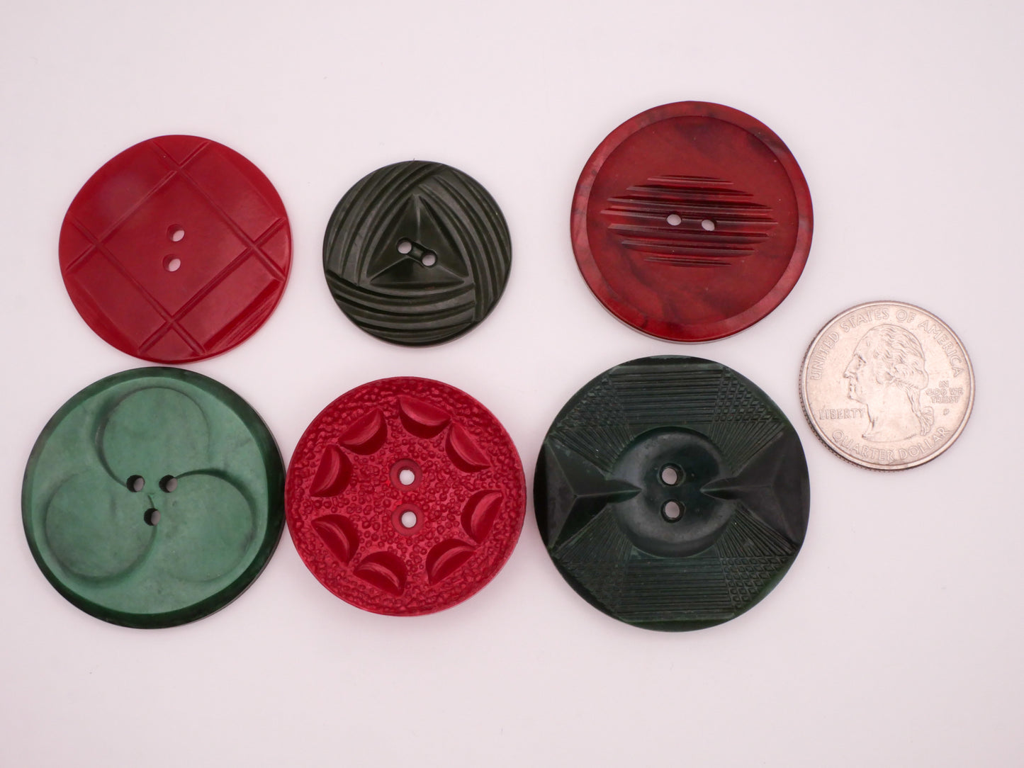 Red Green Deco Vintage Plastic Button Various 27-38mm