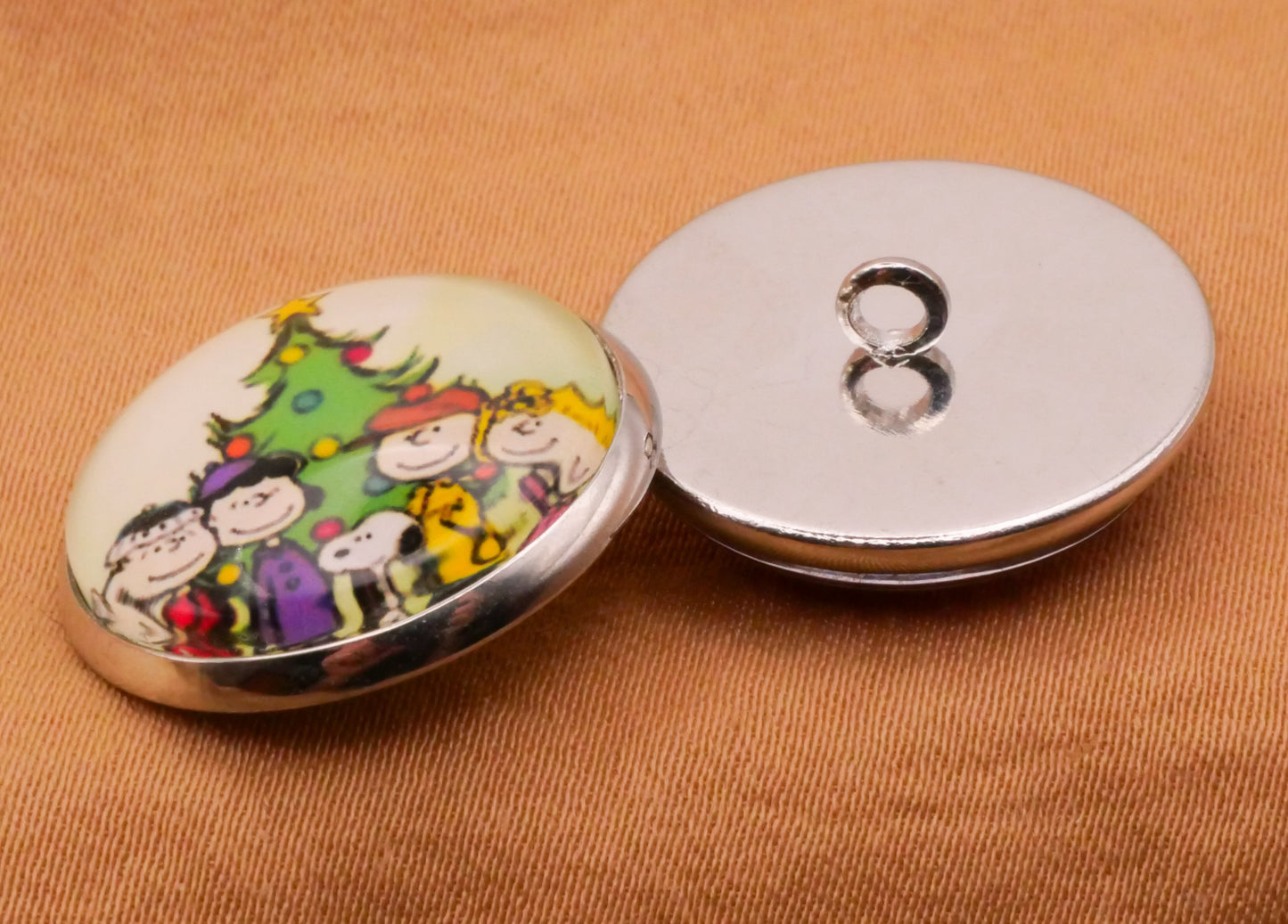 Snoopy Charlie Brown Woodstock Glass Dome Silver Metal Set of Five Buttons Various 20mm