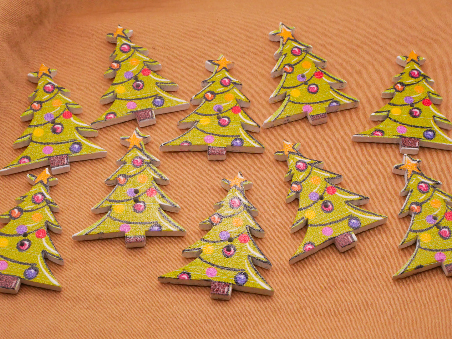 Christmas Tree Retro Ornaments Star Wood Set of Ten Buttons 24x30mm