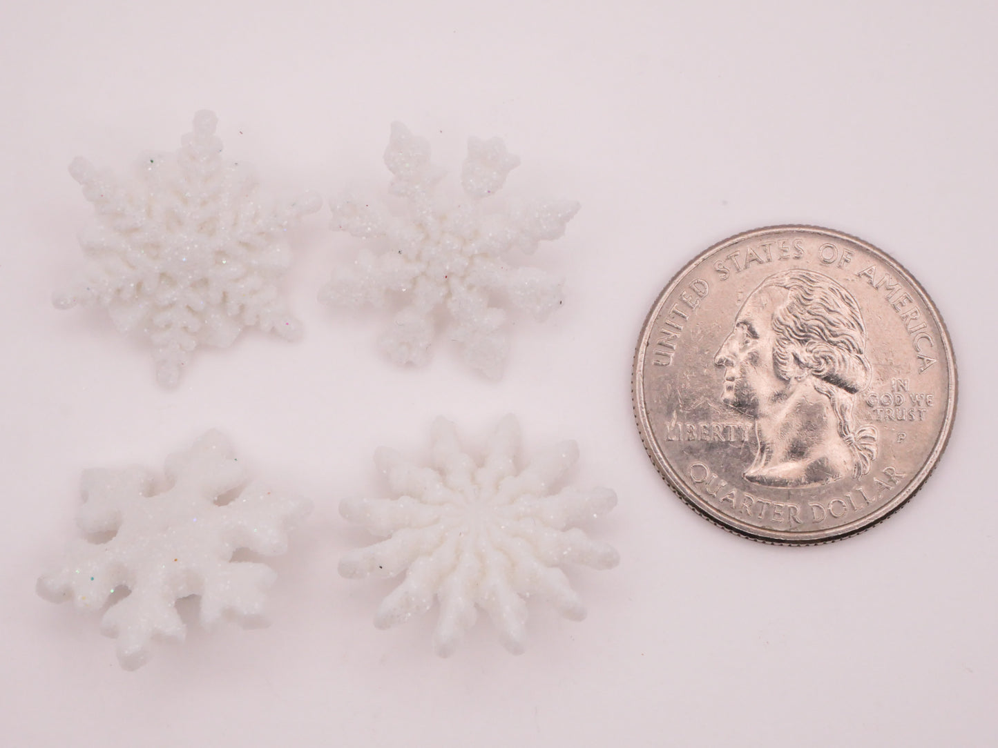 Snowflake Glitter White Plastic Set of Eight Buttons 19-21mm