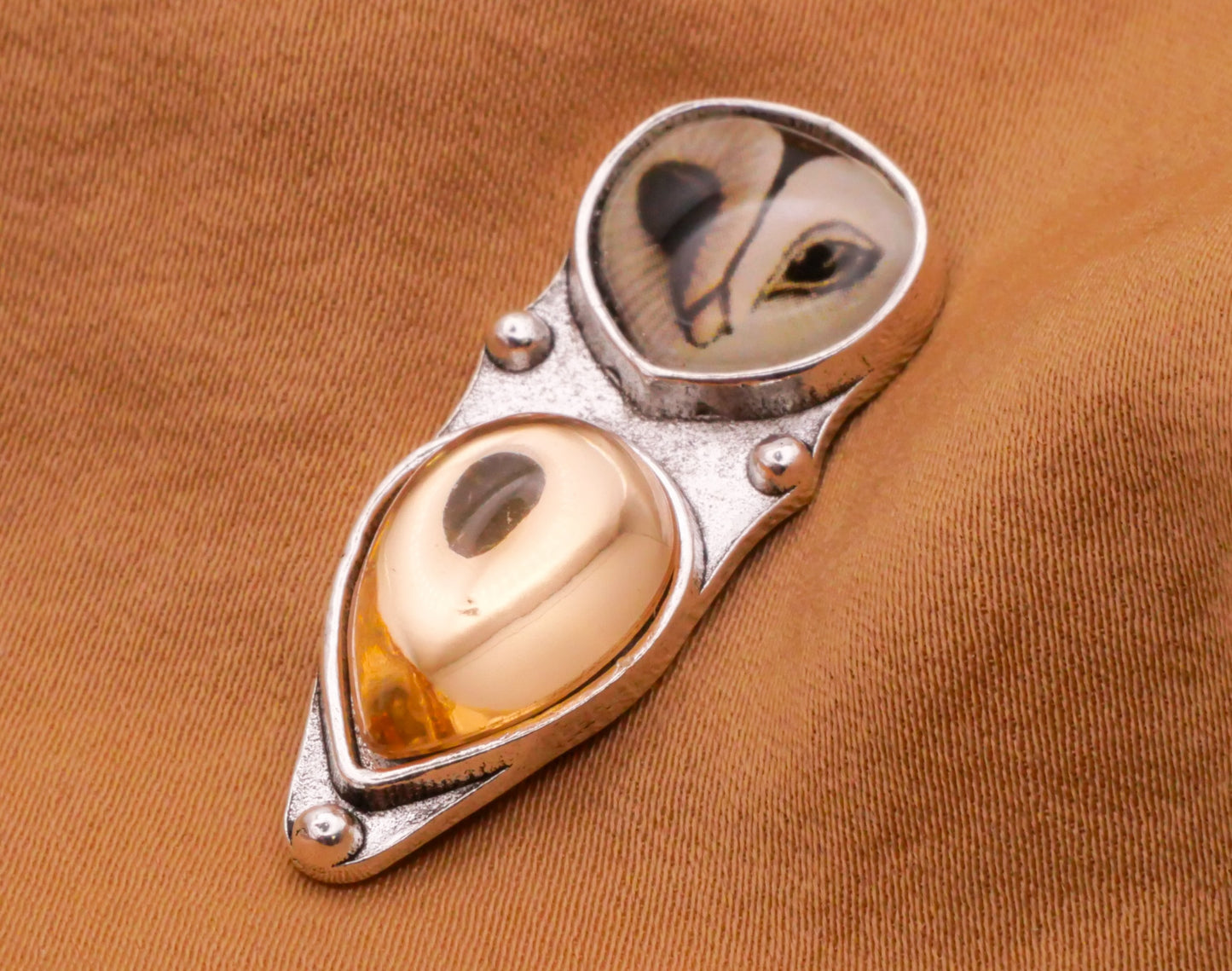 Owl Champagne Teardrop Belly Silver Metal Button 13x32mm