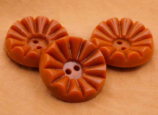 Gingerbread Sunburst Caramel Plastic Set of Three Buttons 21mm