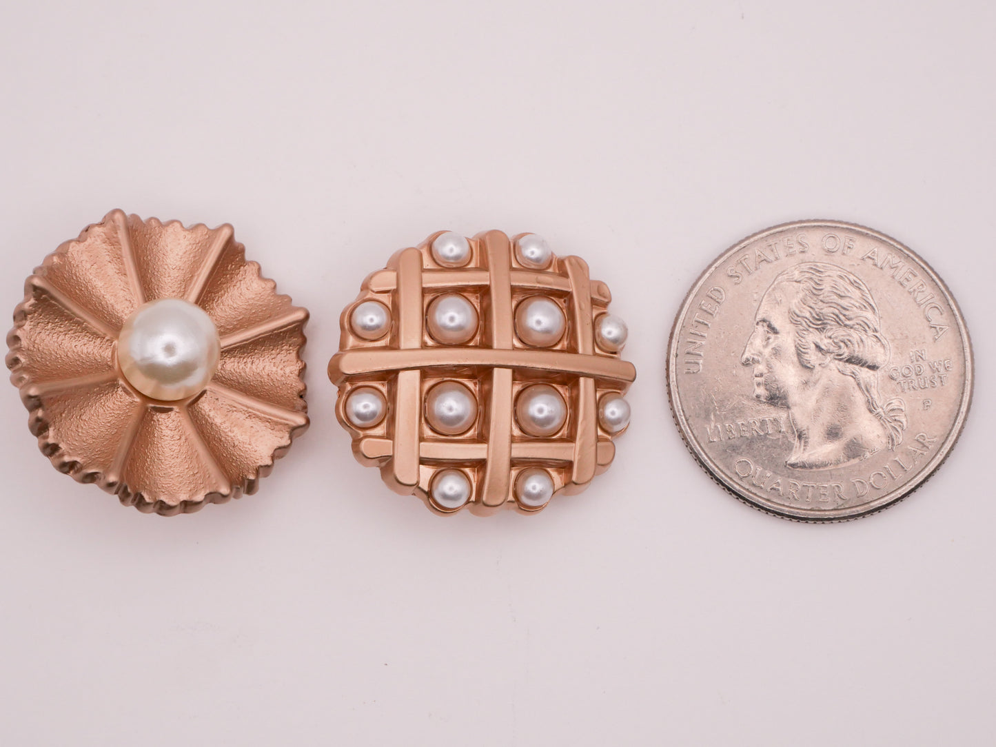 Pearl Ruffle Grid Champagne Gold Metal Button Various 23-25mm