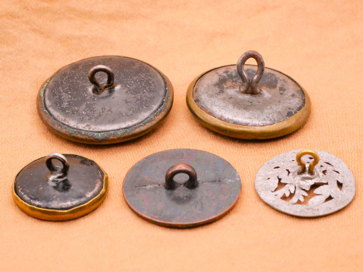Reindeer Stag Deer Metal Vintage Antique Button Various 16-25mm