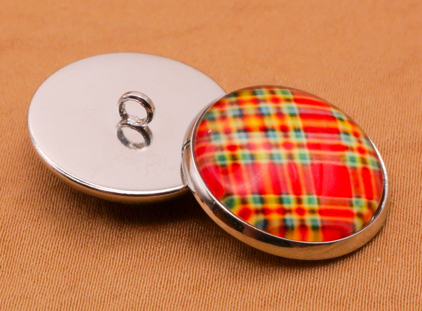 Plaid Designs Glass Dome Silver Metal Set of Five Buttons Various 20mm