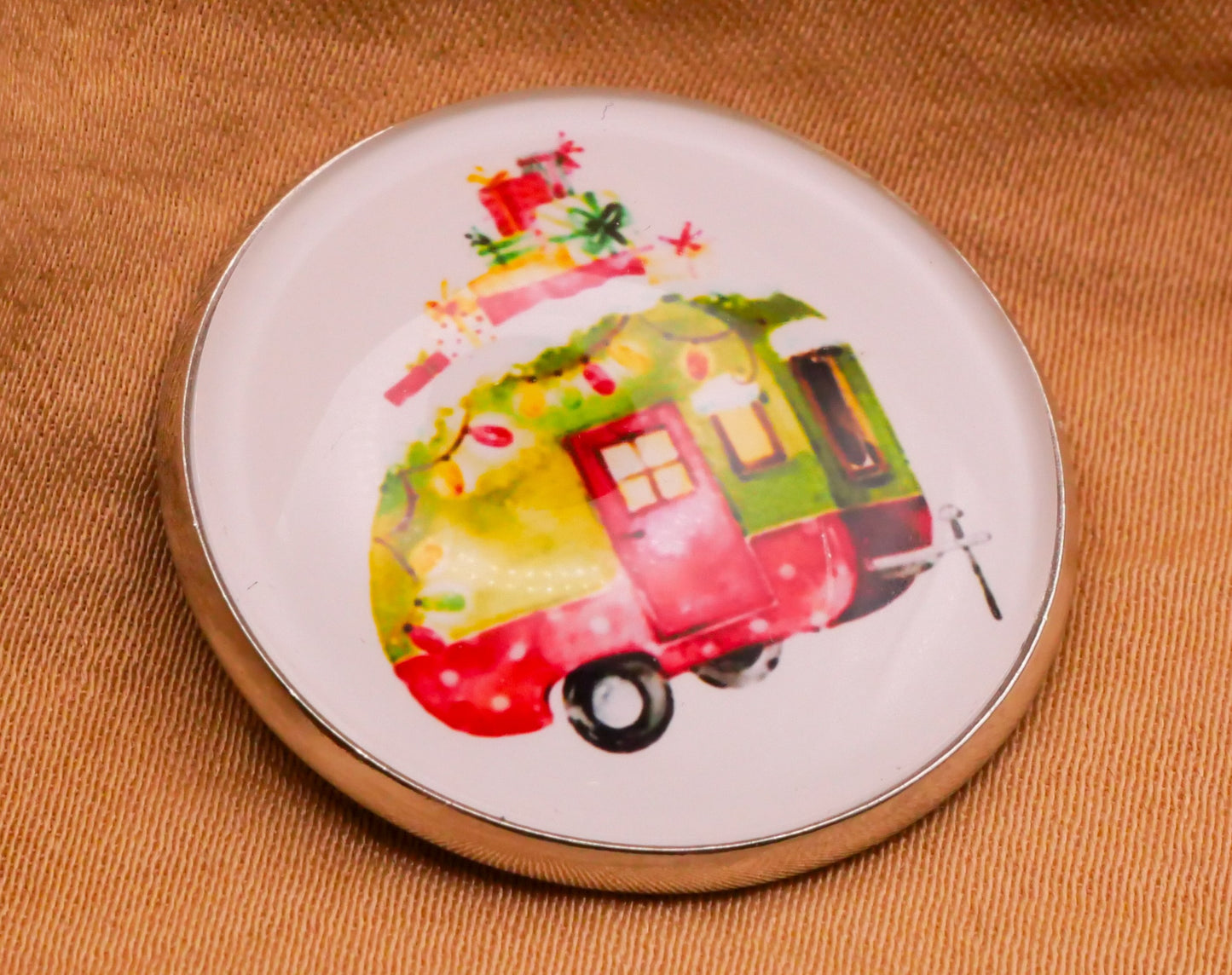 Camper Christmas Red Green Glass Dome Silver Metal Button 27mm