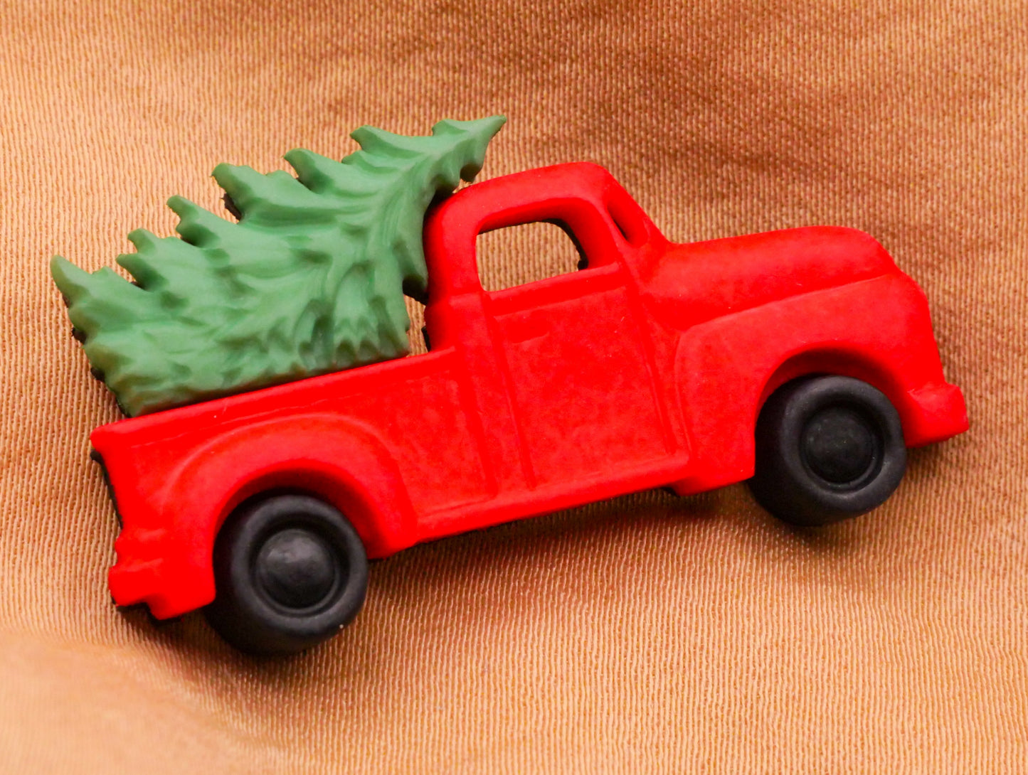 Truck Red Christmas Pine Tree Plastic Pair of Buttons 22x40mm