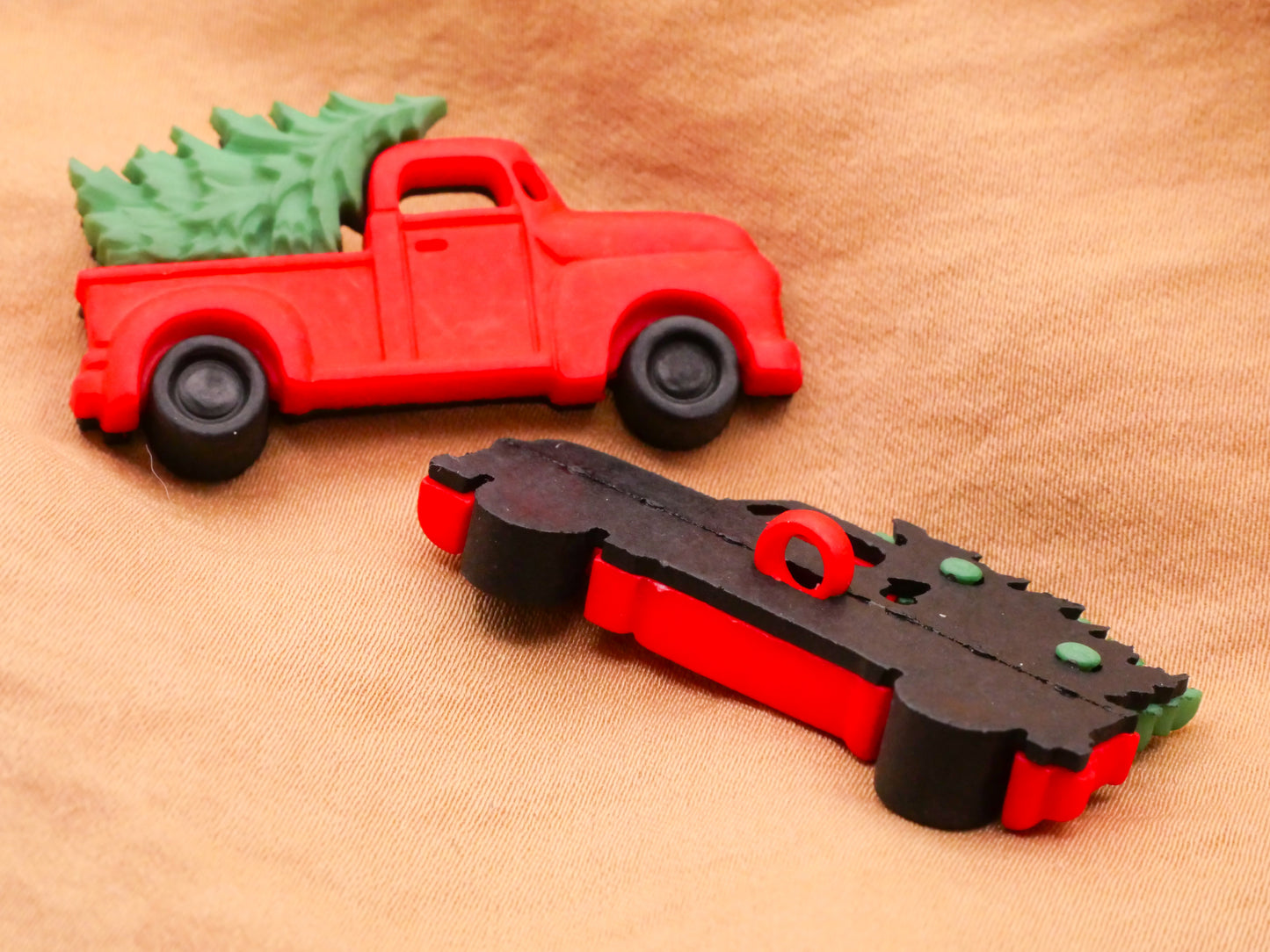 Truck Red Christmas Pine Tree Plastic Pair of Buttons 22x40mm