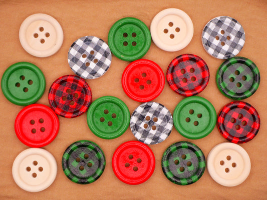 Plaid Check Christmas Wood Assorted Set of Twenty Buttons 20mm