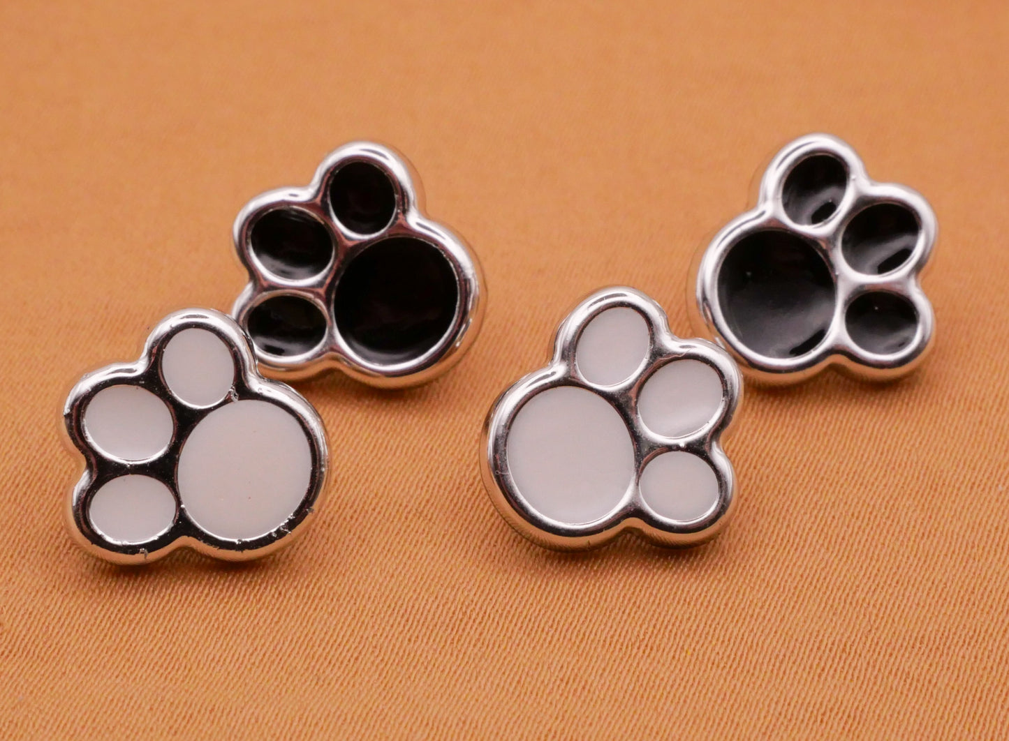 Animal Paw Print Cat Dog Plastic Set of Four Buttons 12x13mm