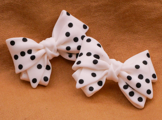 Bow Polka Dot White Black Plastic Pair of Buttons 20x30mm