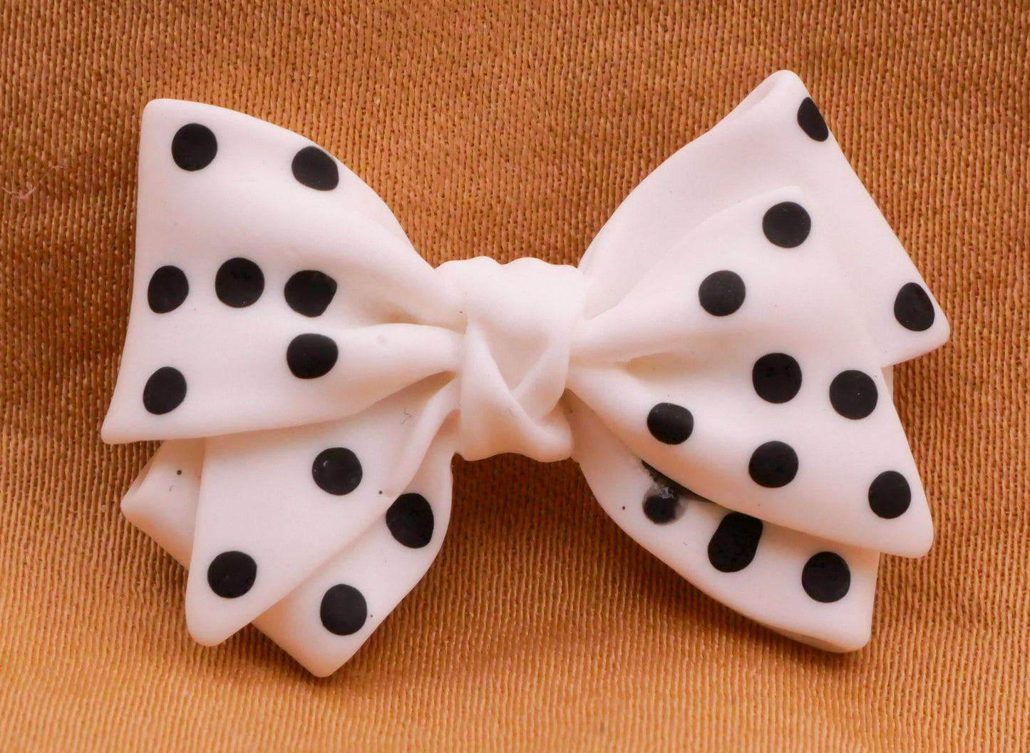 Bow Polka Dot White Black Plastic Pair of Buttons 20x30mm