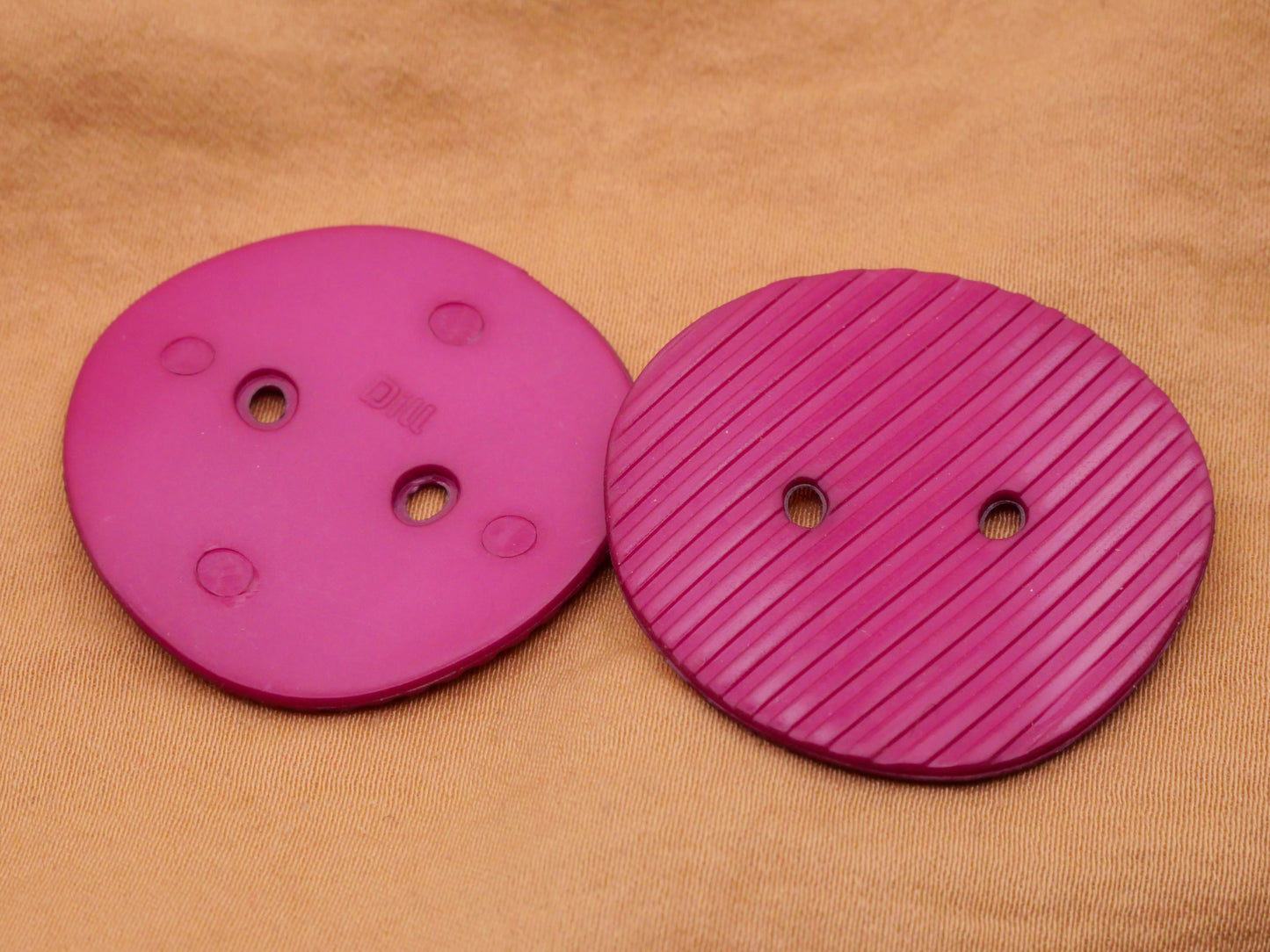 Fuchsia Magenta Pink Ribbed Large Dill Plastic Pair of Buttons 34mm