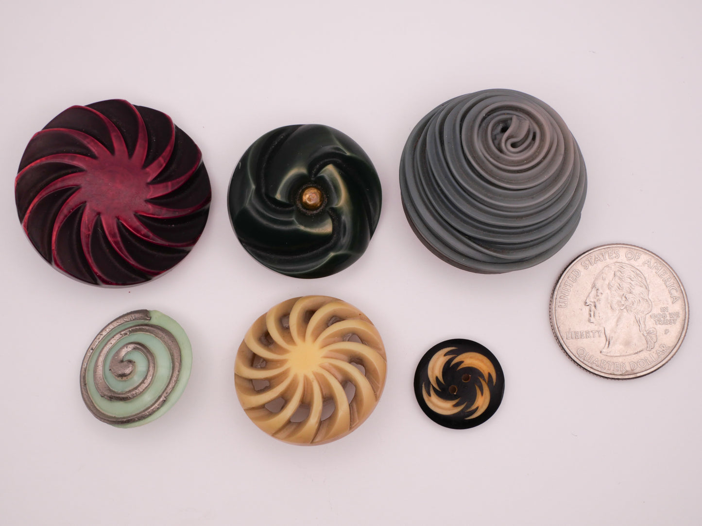Swirl Spiral Celluloid Early Plastic Button Various 16-34mm